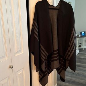 Stylish Black and Brown Poncho